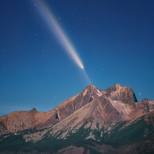 Comet Tsuchinshan–ATLAS over the High Tatras